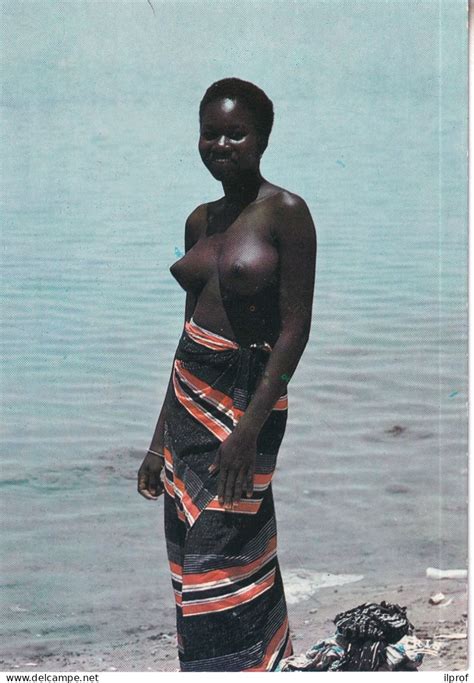 Pin Ups Naked Bosoms Of Francine Pin Up From Africa Rif S337