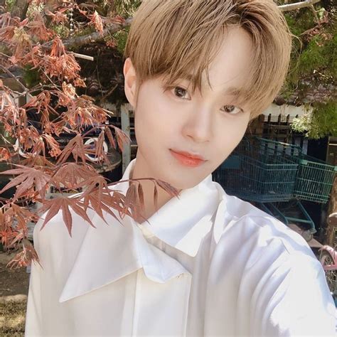 PHOTO 191012 AB6IX Official Instagram Update With Lee Daehwi Caption