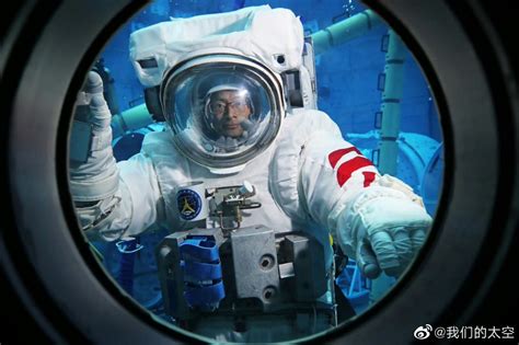 China enviará un civil al espacio por primera vez