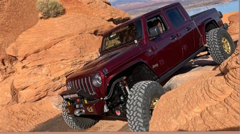 2021 Jeep Gladiator Jt 2021 Snazzberry Revkit