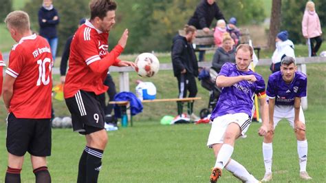 Fc Niemetal Punkteteilung Im Duell Der Verfolger