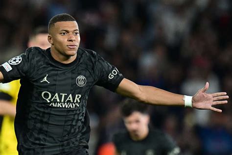 Mbappé y Hakimi dan al PSG una cómoda victoria ante el Dortmund en