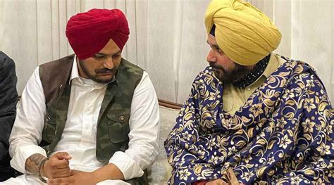 Congress Controversial Punjabi Singer Moosewala Joins Congress