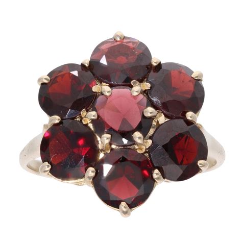 9ct Yellow Gold Garnet Cluster Ring RAMS200301199006 Ramsdens Jewellery