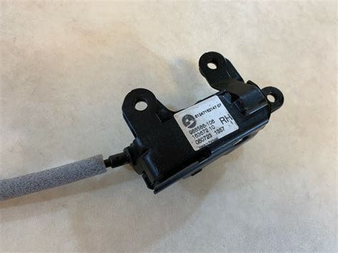 Bmw X E E Lci Oem Tailgate Boot Lid Lock Mechanism Rh