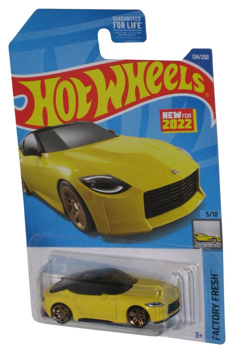 Hot Wheels Factory Fresh 5 10 2022 Yellow Nissan Z Proto Toy Car 124