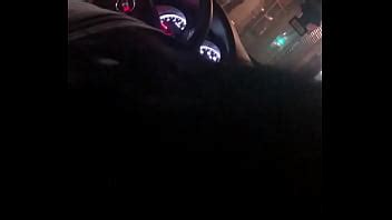 Mamada en público con gente alrededor XVIDEOS