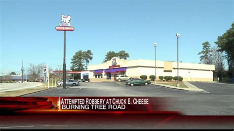 2013 01 04 Chuck E Cheese Robbery 11pm Youtube