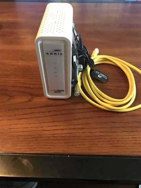 Arris Sb6183 59243200300 Motorola Surfboard Modem 686 Mbps Modem A69