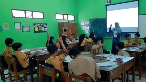 Meningkatkan Motivasi Belajar Siswa Melalui Model Pembelajaran Problem