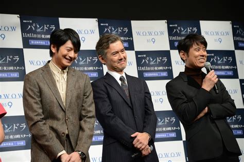 左から向井理、渡部篤郎、原田泰造。 向井理、医療ai描く主演ドラマを「テーマは壮大だけど人間ドラマ」とアピール [画像ギャラリー 3 25