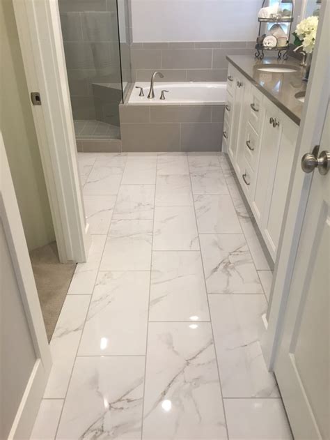 I like shiny tile. the loo in 2019 Bathroom flooring, Bathroom, Tiles ...