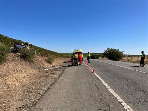 As Ha Quedado Un Veh Culo Tras Sufrir Un Aparatoso Accidente En Gibrale N