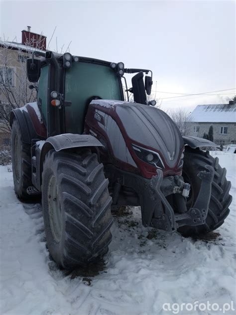 Foto Traktor Valtra T Galeria Rolnicza Agrofoto