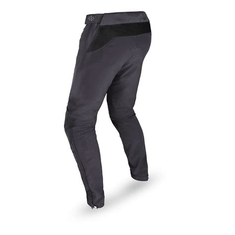 Loose Riders C S Evo Pants Schwarz Radhosen Lang BMO Bike Mailorder