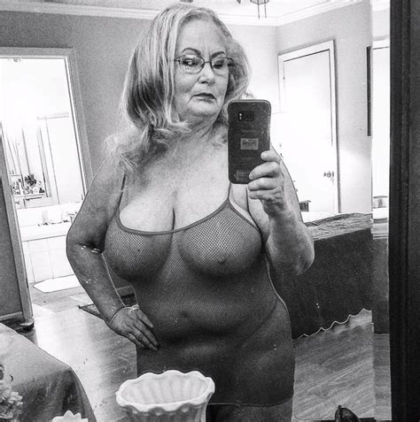 Granny Selfies Porn Pictures XXX Photos Sex Images PICTOA