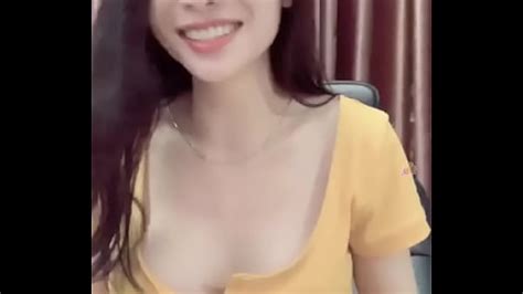 Bigo Live show hàng lộ nhũ hoa cực đẹp Free Porno Video Gram XXX Sex