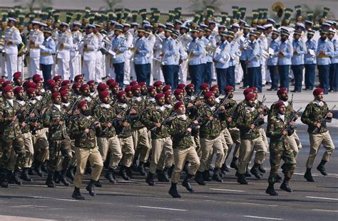 Pakistani President At Military Parade Offers Talks To India Fox News