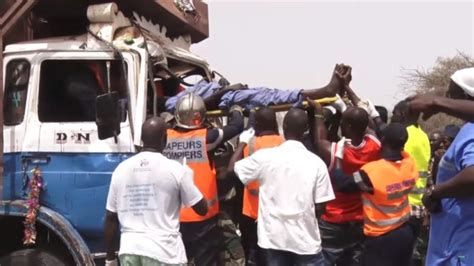 Accident à Kaolack 2 morts et 5 blessés dans une collision entre un