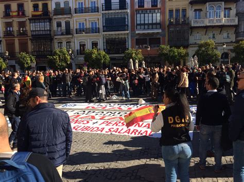 Sos Prisiones En Sevilla Democracia Y Libertad Popular