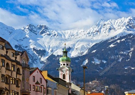 Old town in Innsbruck Austria — Stock Photo © Violin #36799395