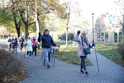 Nordic Walking Dla Senior W Edycja Jesienno Zimowa