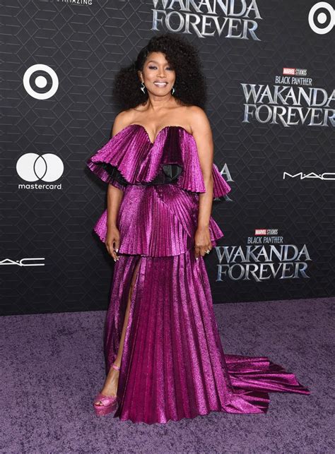 Angela Bassett Sparkles In Purple For ‘black Panther Wakanda Forever Footwear News