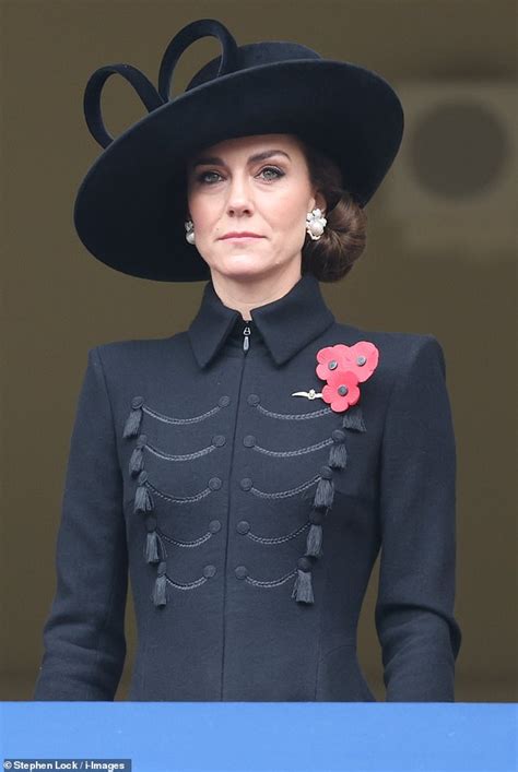 Kate Middleton Cuts A Solemn Figure In An Elegant Black Outfit As She