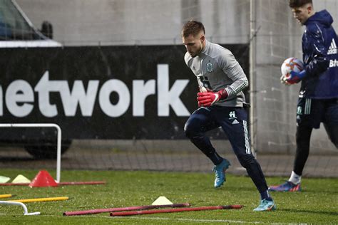 Barcacentre On Twitter Image Tenas In Training With Spain U21 Https