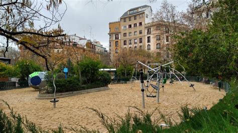 Galería Chamberí estrena los parques infantiles votados en sus