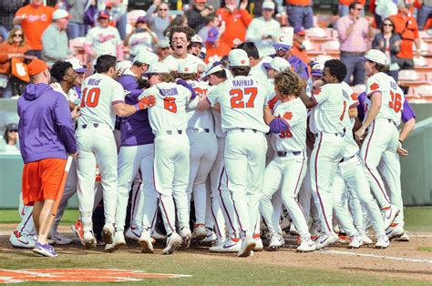 Clemson Baseball Completes Sweep Of North Carolina On Walk Off Homer