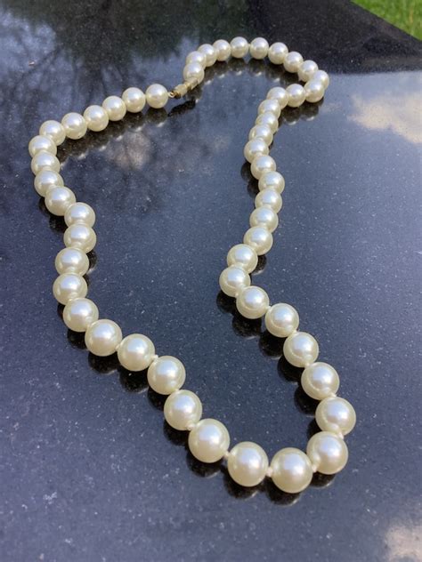 18 Inch Large Pearl Necklace Freshwater - Gem