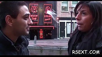 Un Tipo Maduro Hace Un Viaje Para Visitar A Las Prostitutas De Amsterdam XVIDEOS