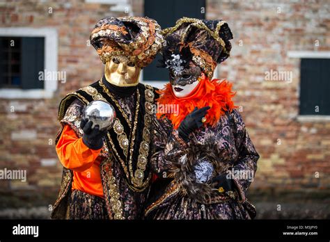 Pair in historical costumes,Carnival costume,Carnival in Venice,Italy ...