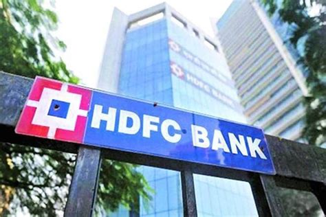 Hdfc Bank Q1 Net Profit Jumps 1436 Pc To Rs 7922 Crore Banking