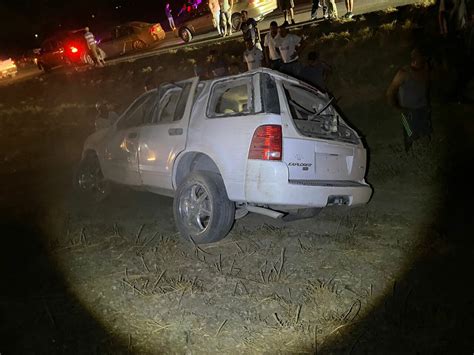 Joven grave tras volcadura en carretera Gómez Palacio Jiménez