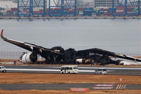 French Experts To Join Probe Of Haneda Airport Collision The Japan News