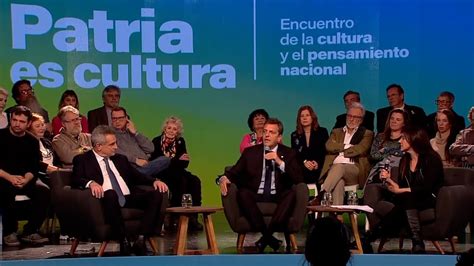 Massa Y Rossi Encabezaron Un Acto Con Personalidades De La Cultura