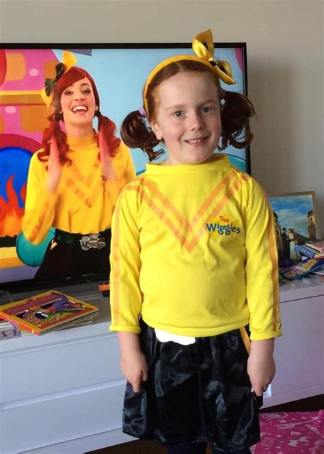 Mini Emma Watching Emma Wiggle On Tv Thewiggles Miniemmaarmy