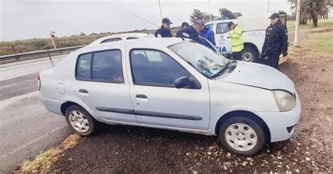 Dos Detenidos Por El Robo De Un Auto En General Pico El Diario De La