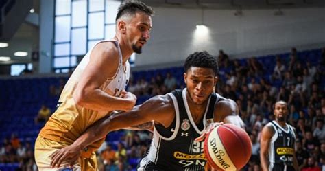 Pj Dozier Zeljko Obradovic Sahaya Kt An Taraftarlar Lg Na