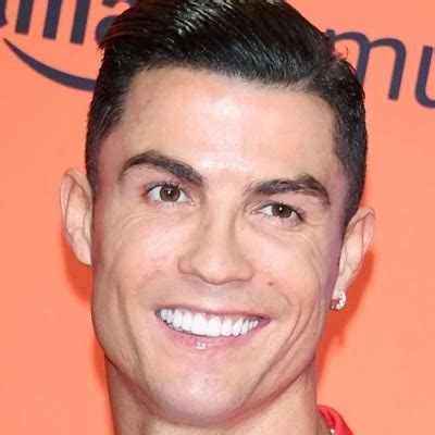 Biografía de Cristiano Ronaldo Edad estatura pack esposa hijos