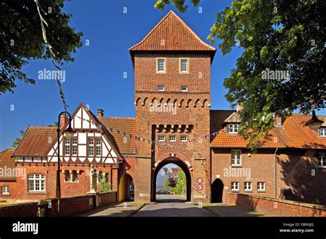 Coesfeld Stadttor Fotos Und Bildmaterial In Hoher Aufl Sung Alamy