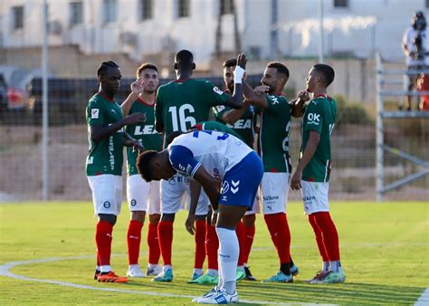 Crónica del Dep Alavés 1 0 CD Tenerife Un buen Tenerife pero sin