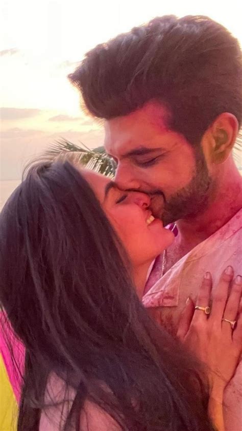 In Pics Karan Kundrra And Tejasswi Prakash Cute Pda Moments Are Making