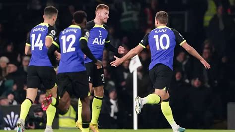 Harry Kane Equals Jimmy Greaves Tottenham Scoring Record In Win At