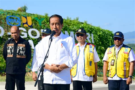 Jokowi Resmikan Jalan Akses Labuan Bajo Golo Mori Rp481 Miliar