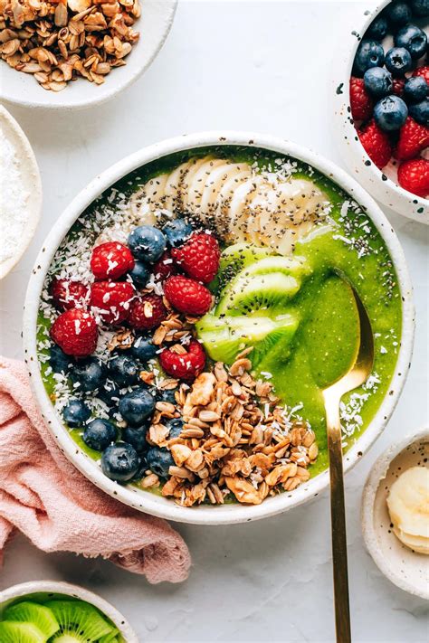 The Best Smoothie Bowl Recipe Thick And Creamy Eating Bird Food