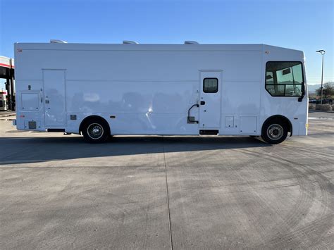 Used HOLOGIC Farber Mobile Mammography referbished coach, New 2023 3D