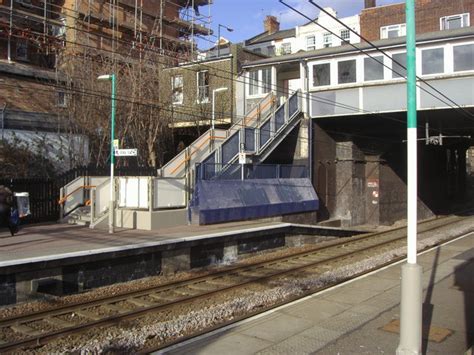 Kensal Rise Station © David Howard Cc By Sa20 Geograph Britain And